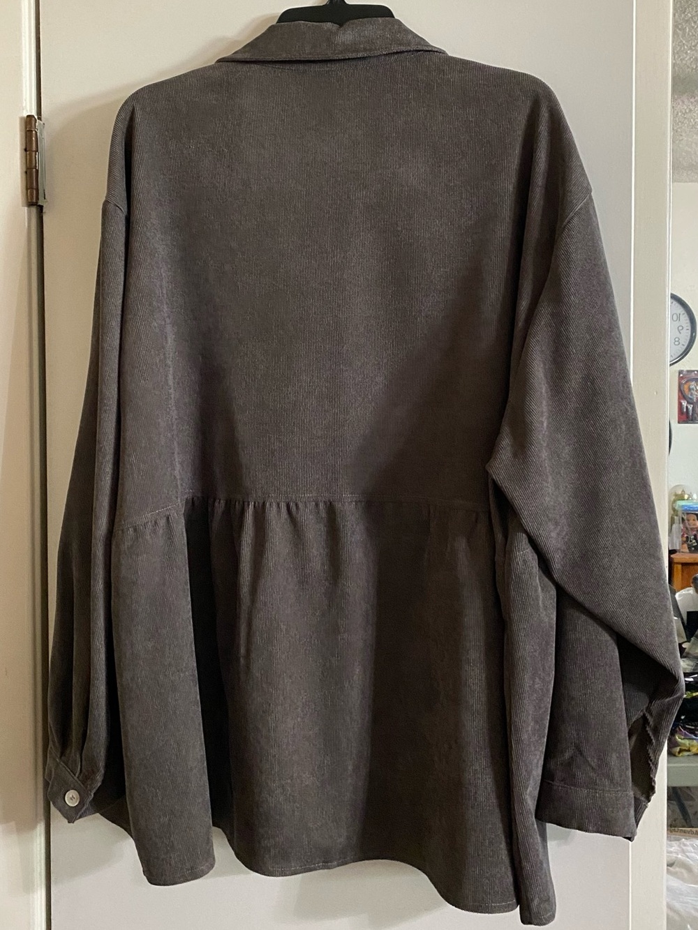 Women’s gray corduroy top - Picture 3 of 10